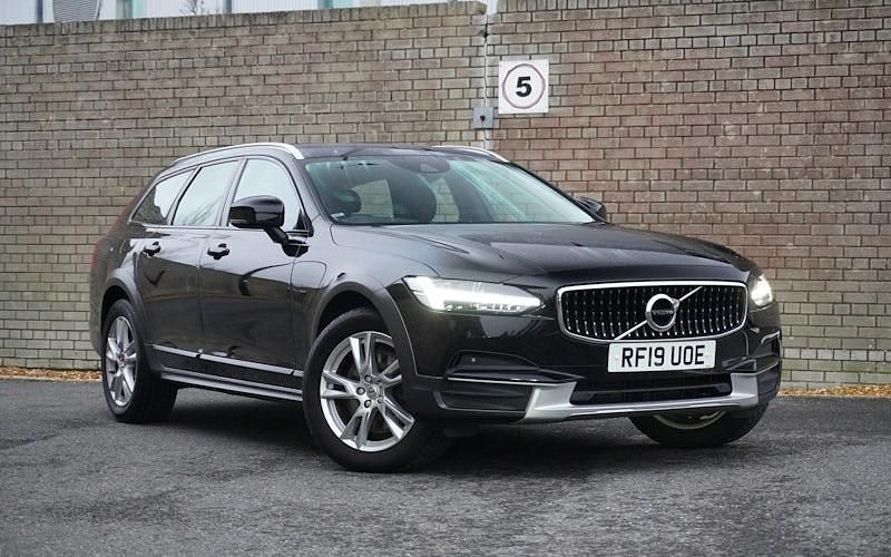 Used 2019 Volvo V90 CC Estate | £18,690 (Good price) - Image 1/4