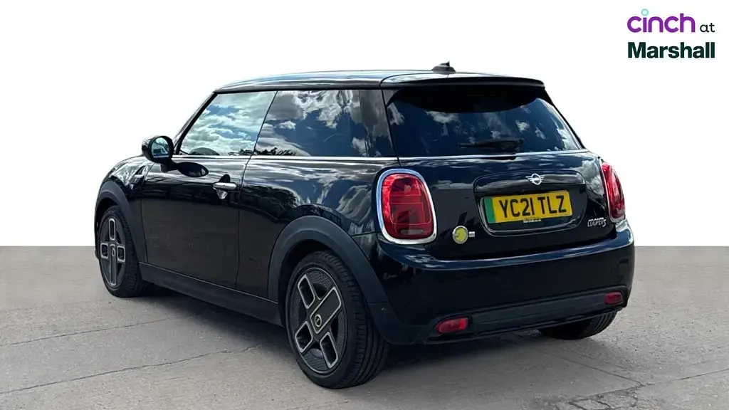 Used Mini Cooper S Level 2 135 kW (184 HP) 2021 Hatchback