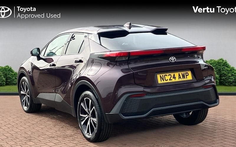 Used Toyota C-HR Design 223 HP (164 kW) 2026 SUV