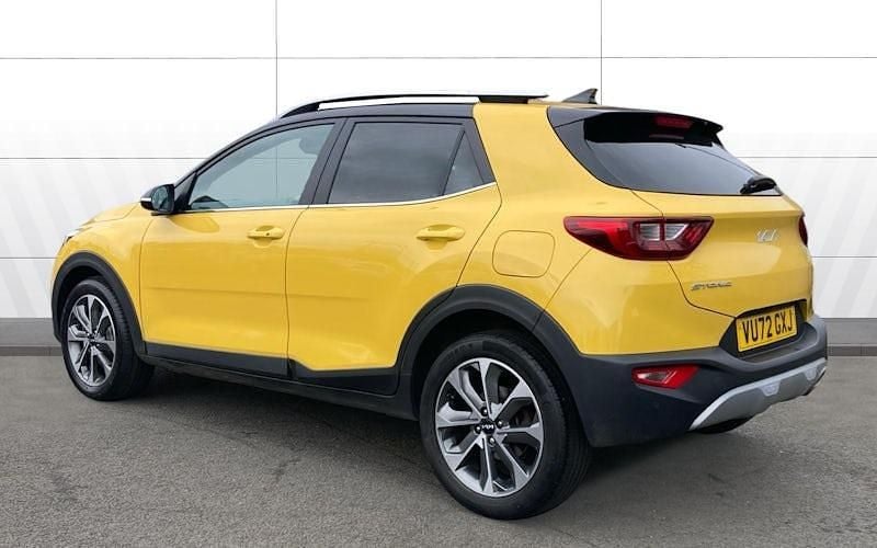 Used Kia Stonic 120 HP (88 kW) 2022 Yellow SUV