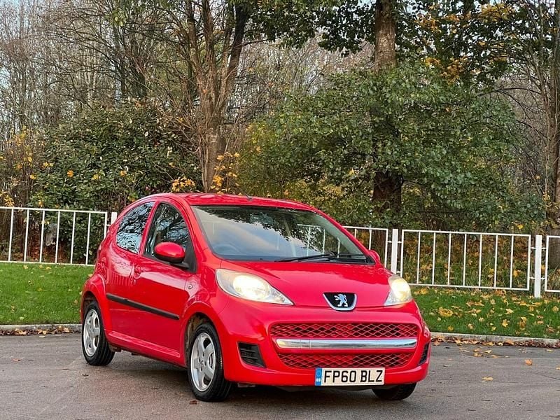 Used Peugeot 107 Envy 68 HP (50 kW) 2010 Red Hatchback