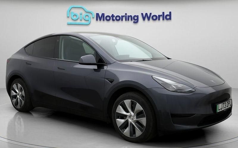 Used 2024 Tesla Model Y RWD SUV | £24,500 (Good price) - Image 1/4