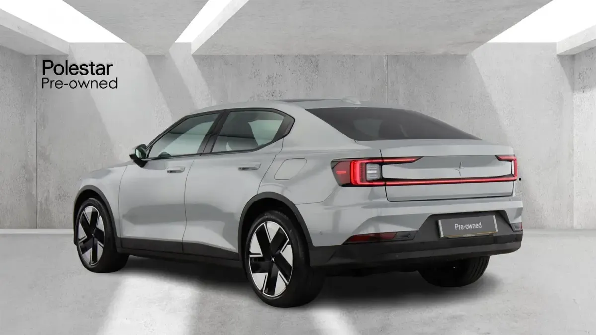 Begagnad Polestar 2 Long Range Single Motor 219 kW (299 HK) 2025 Grå Halvkombi