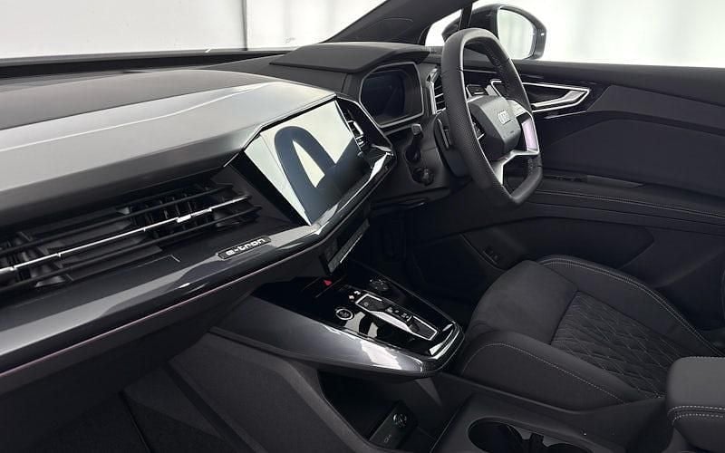 New Audi Q4 Sportback e-tron Black Edition 250 kW (340 HP) 2026 SUV