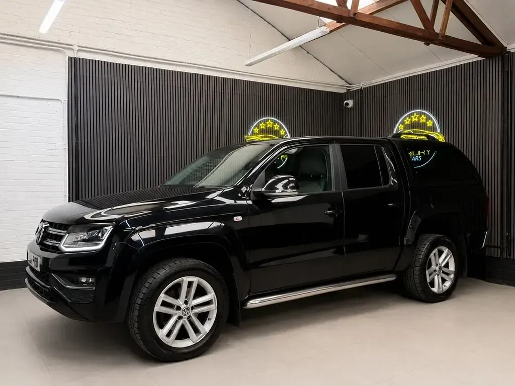 Used VW Amarok Highline 2017 Black Pickup