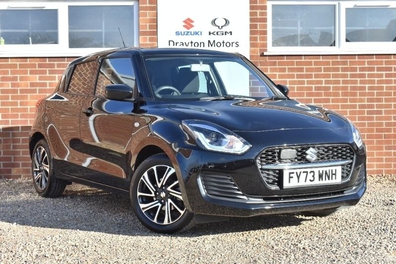 Used 2023 Suzuki Swift SZ-L Hatchback | £13,389 (Fair price) - Image 1/3