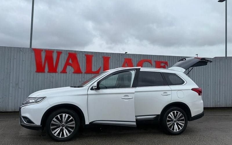 Used Mitsubishi Outlander 150 HP (110 kW) 2019 SUV