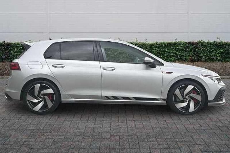 Used VW Golf VII GTI 300 HP (220 kW) 2021 Hatchback