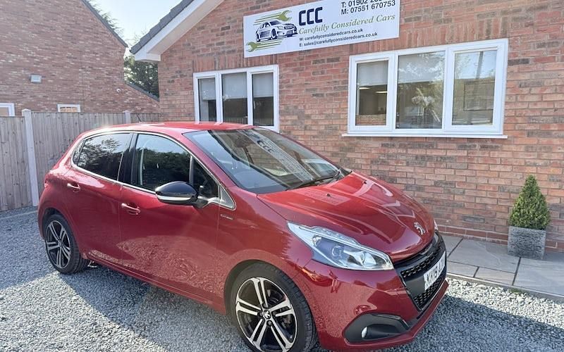 Used Peugeot 208 GT-line 109 HP (80 kW) 2019 Hatchback