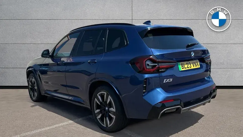Used BMW iX3 M Sport 207 kW (282 HP) 2023 Blue SUV