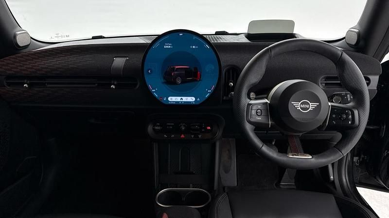 Used Mini Cooper Hatch 154 HP (113 kW) 2024 Black Hatchback