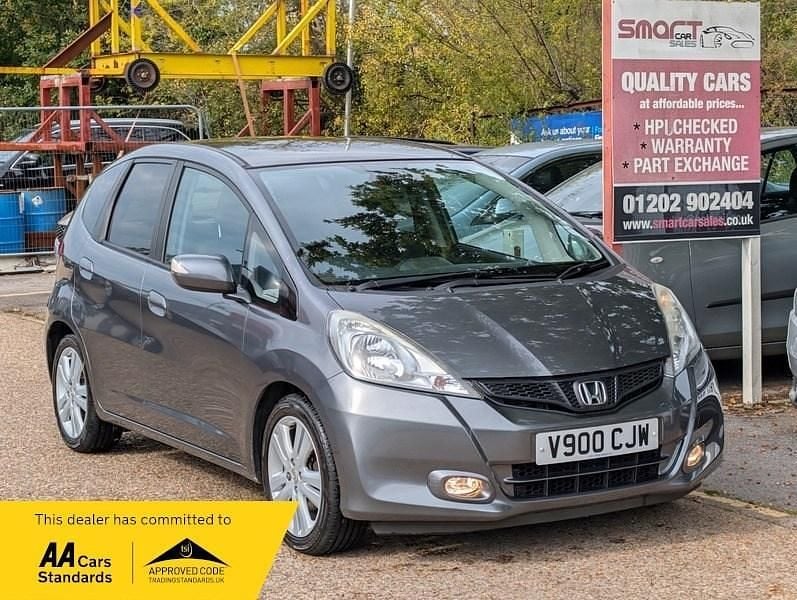 Grey Used 2015 Honda Jazz EX Hatchback | £5,495 (Good price) - Image 1/3