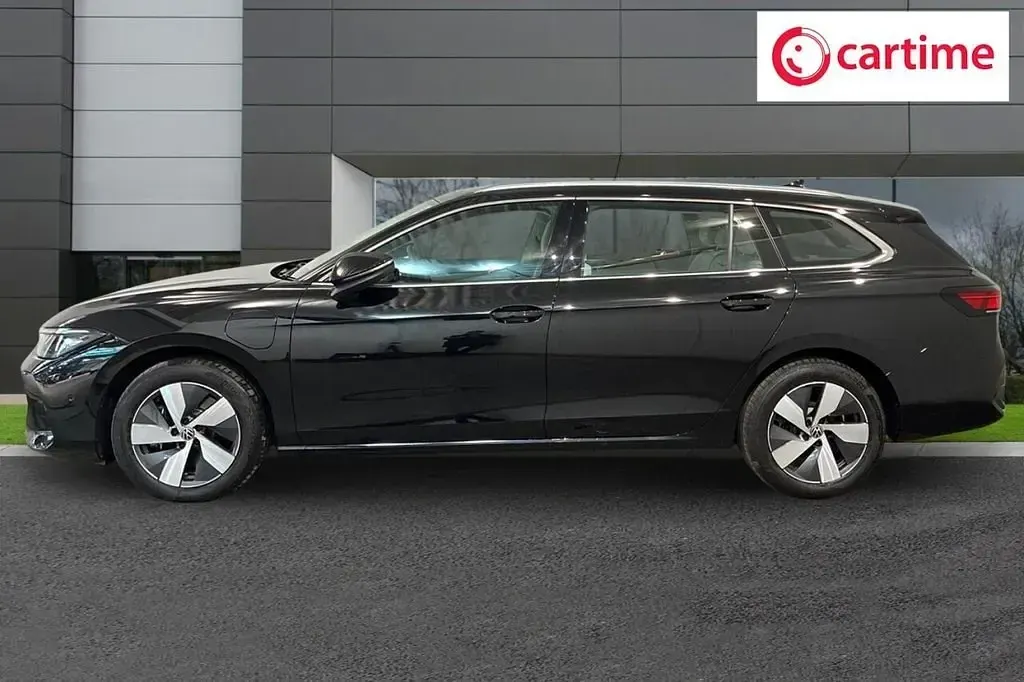 Usado VW Passat Life 2025 Preto Carrinha