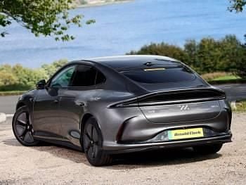 Ny MG IM5 216 kW (295 HK) 2026 Grå Halvkombi
