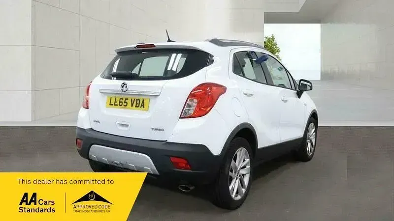 Used Vauxhall Mokka S 140 HP (102 kW) 2015 White SUV