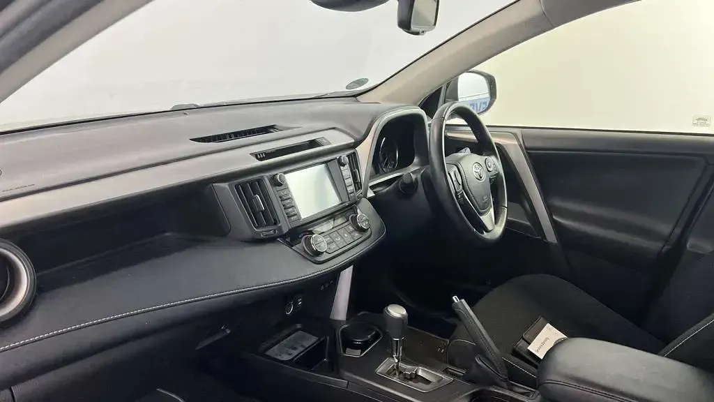 Used Toyota RAV4 Hybrid 2018 Blue SUV