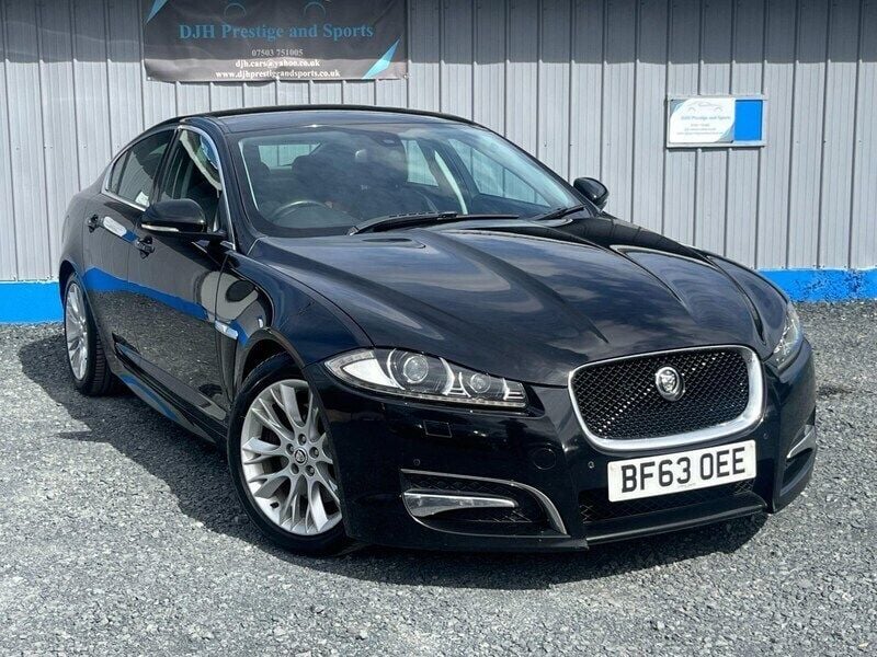 Black Used 2013 Jaguar XF S Sedan | £3,789 (Fair price) - Image 1/4