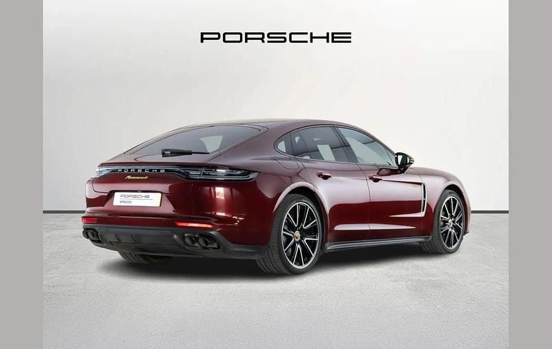 Used Porsche Panamera Platinum Edition 456 HP (335 kW) 2022 Red Hatchback