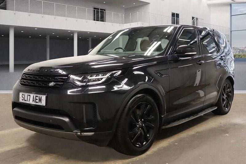 Black Used 2017 Land Rover Discovery 5 HSE SUV | £19,999 (Fair price) - Image 1/1
