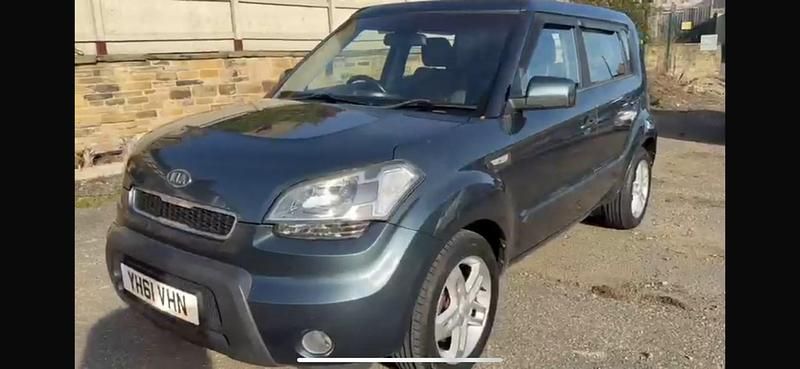 Used Kia Soul 126 HP (92 kW) 2011 Blue SUV
