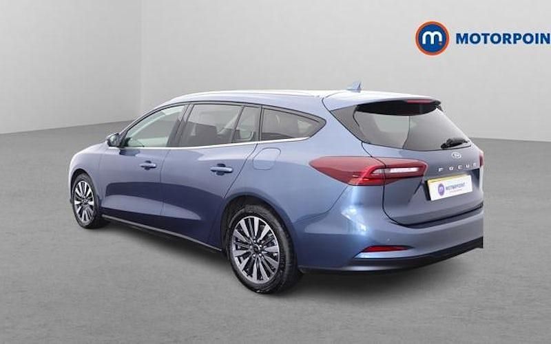 Second-hand Ford Focus Titanium X 155 CP (114 kW) 2023 Albastru Break