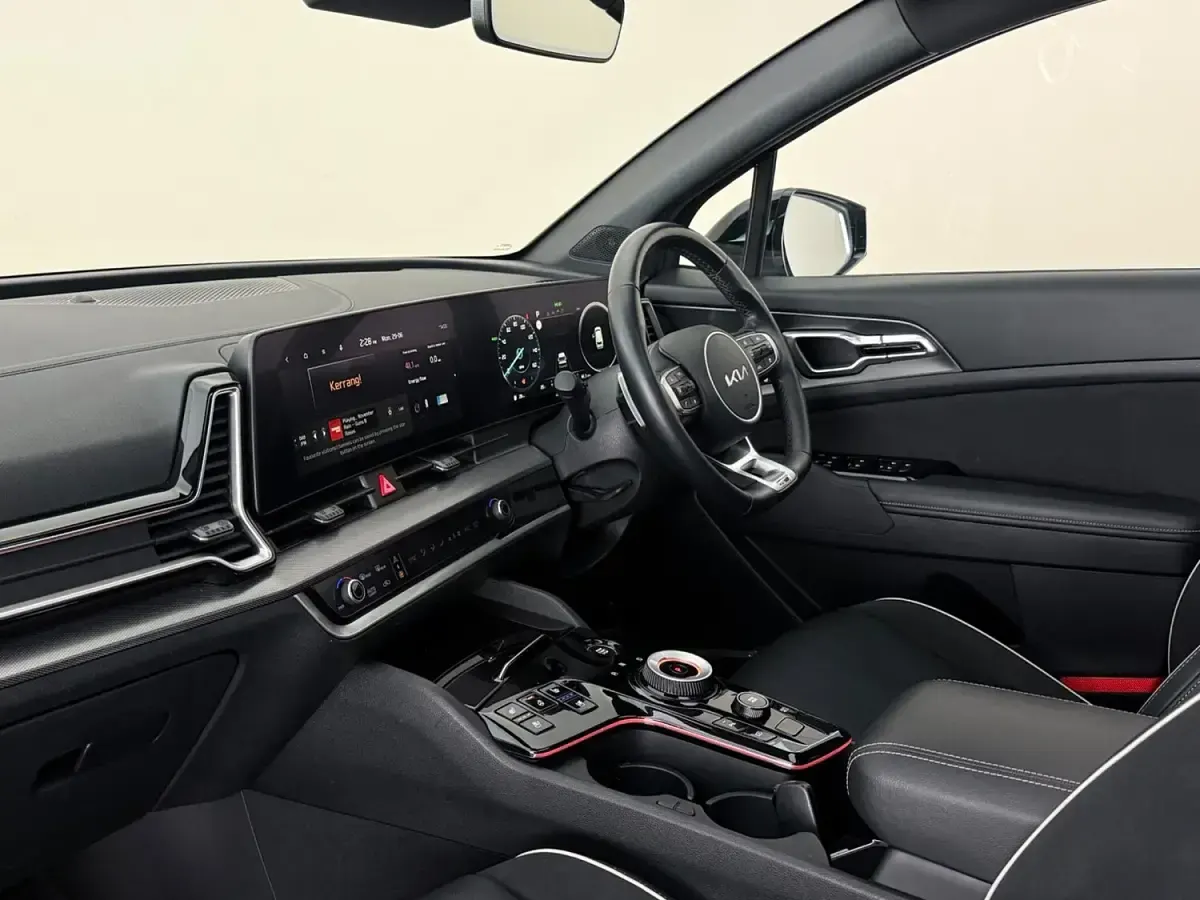 Used Kia Sportage GT-Line S 136 HP (100 kW) 2023 Grey SUV