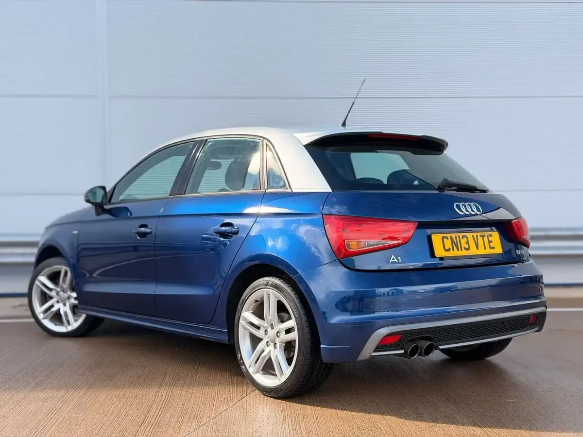 Used Audi A1 Sportback S-Line 122 HP (89 kW) 2013 Blue Hatchback