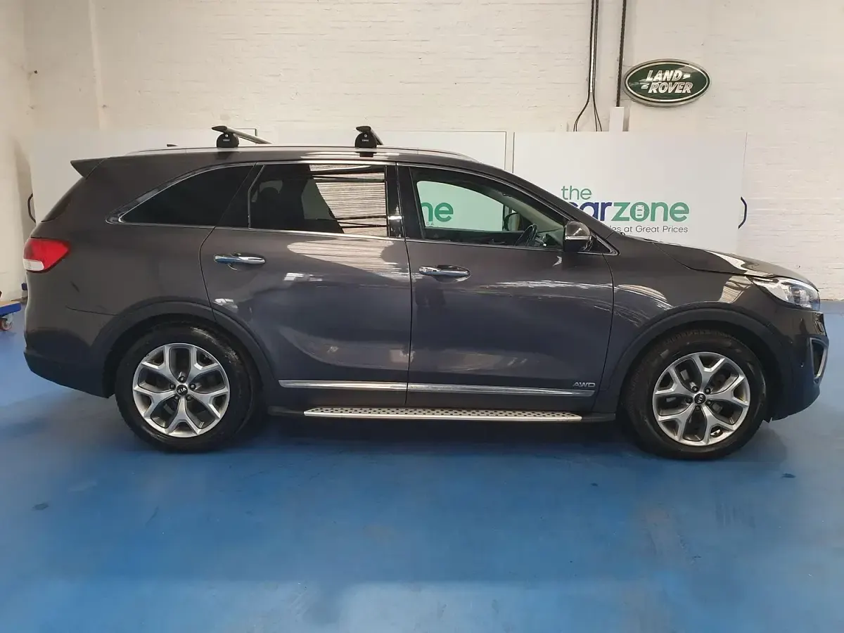 Used Kia Sorento 197 HP (144 kW) 2016 Grey SUV