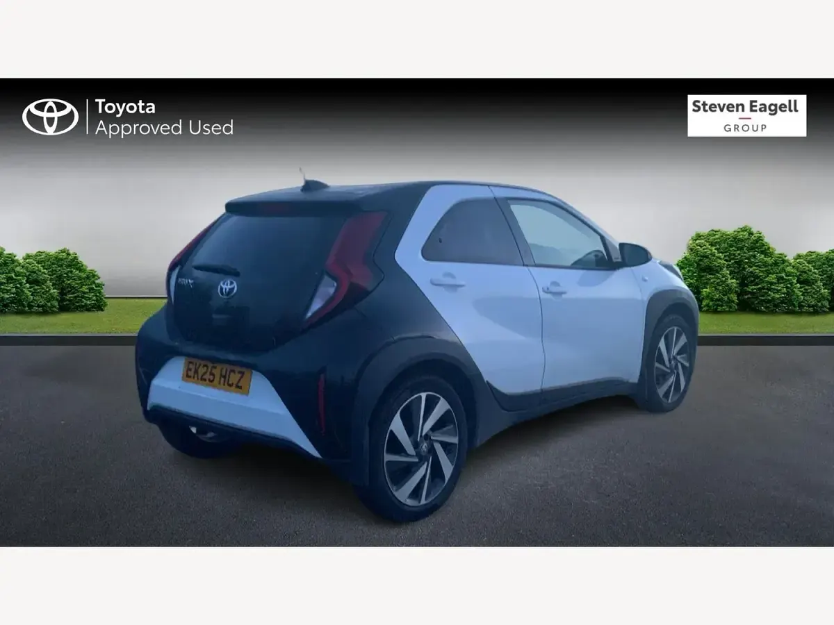 Used Toyota Aygo X 72 HP (52 kW) 2025 White SUV