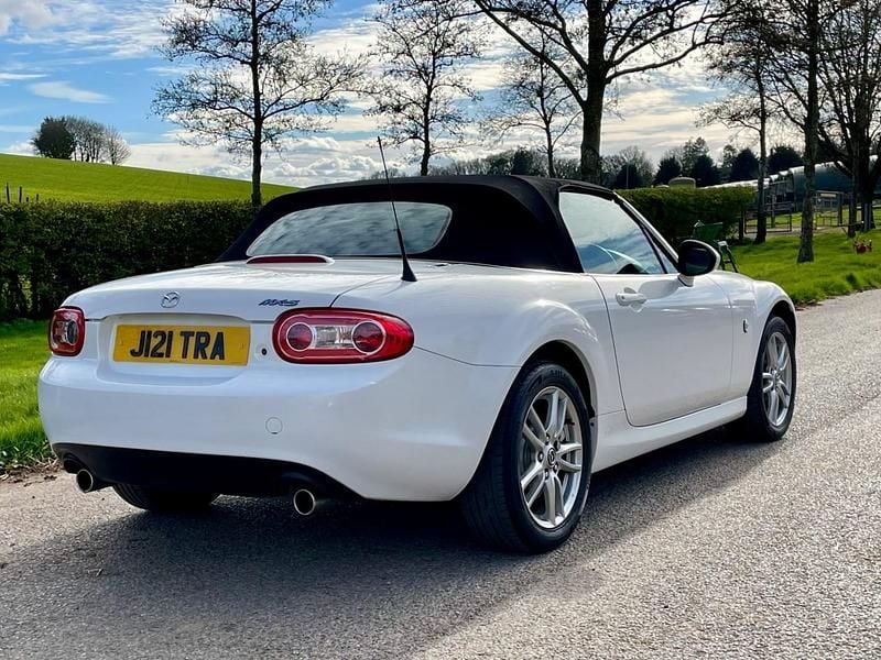 Używany Mazda MX5 126 KM (92 kW) 2013 Biały Kabriolet