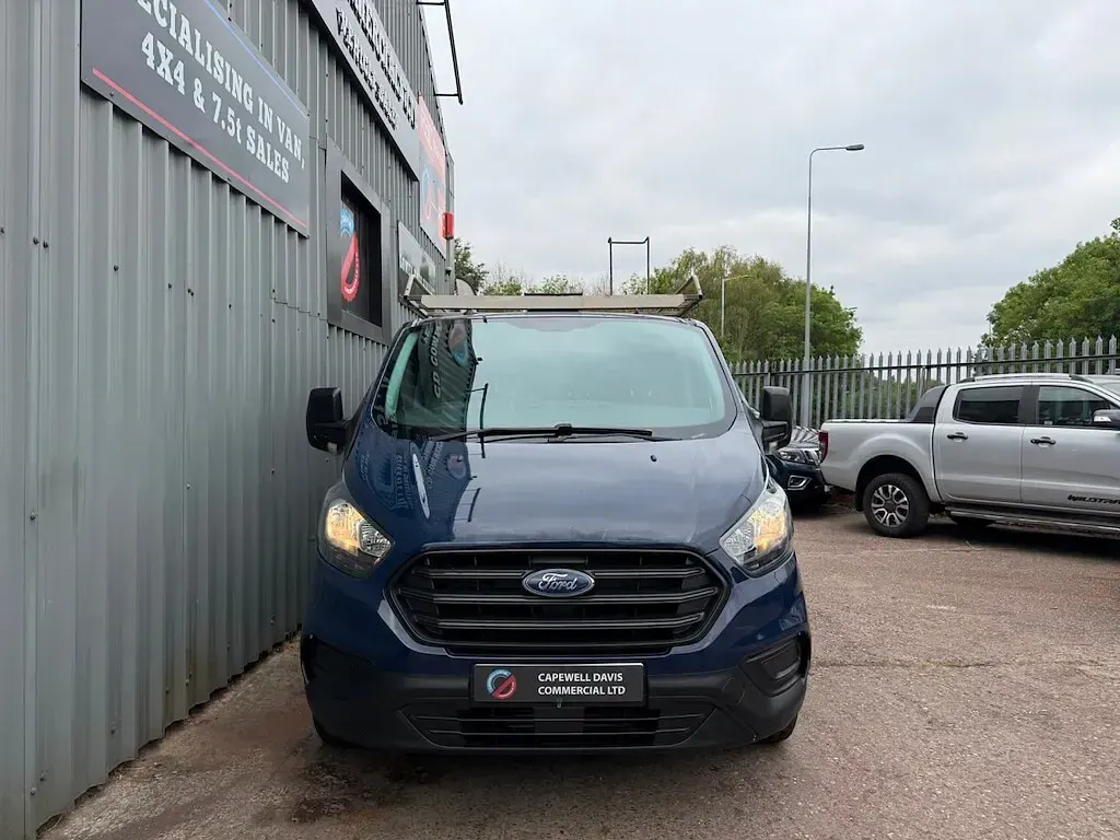 Used Ford Transit Custom 105 HP (77 kW) 2022 Blue Van