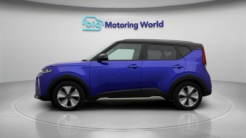 Used Kia Soul EV 147 kW (201 HP) 2022 SUV