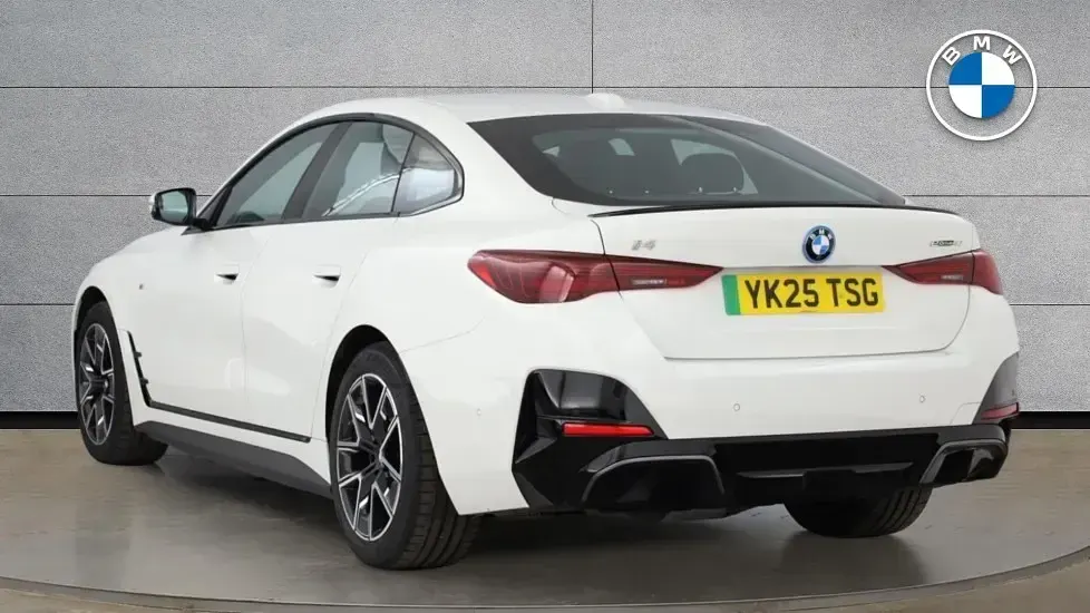 Used BMW i4 M Sport 246 kW (335 HP) 2025 White Sedan