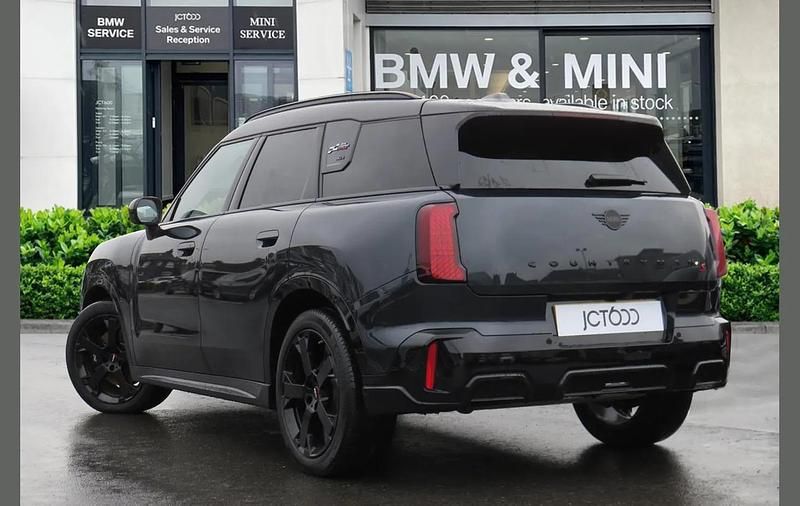 Used Mini Countryman Sport 214 HP (157 kW) 2024 Grey SUV