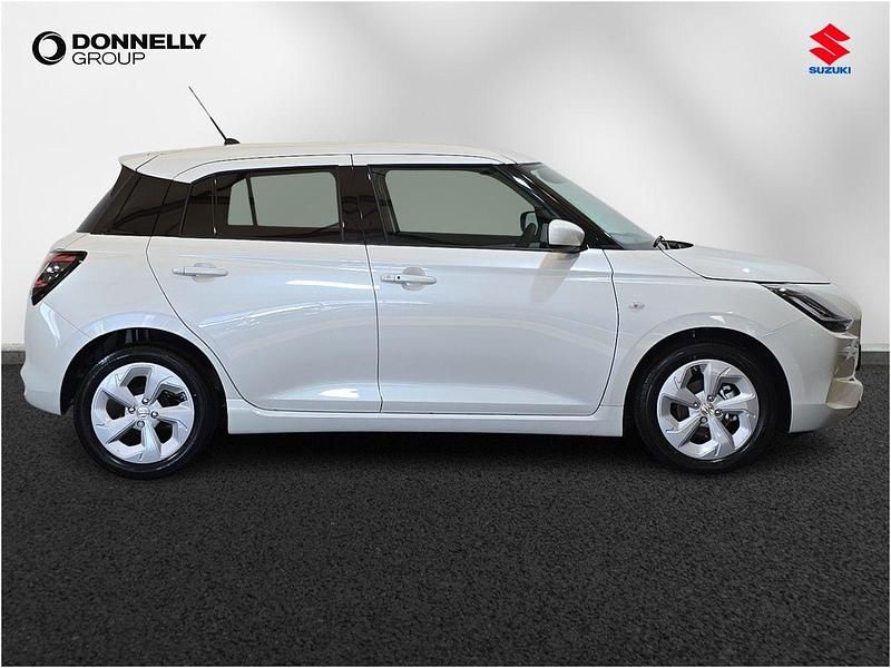 Used Suzuki Swift 82 HP (60 kW) 2025 Pearl  pure white Hatchback