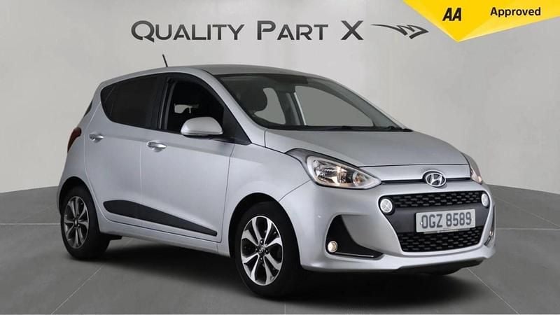 Silver Used 2019 Hyundai i10 Premium SE Hatchback | £10,690 (Good price) - Image 1/4