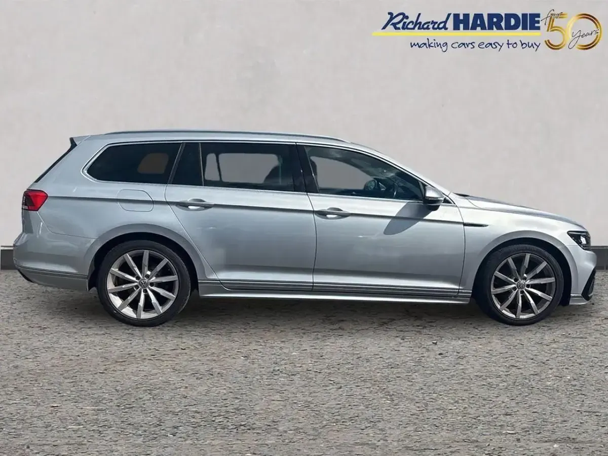 Used VW Passat R-line 148 HP (108 kW) 2020 Grey Estate