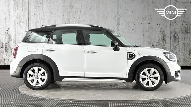 Używany Mini Cooper S Countryman 189 KM (139 kW) 2018 Biały SUV