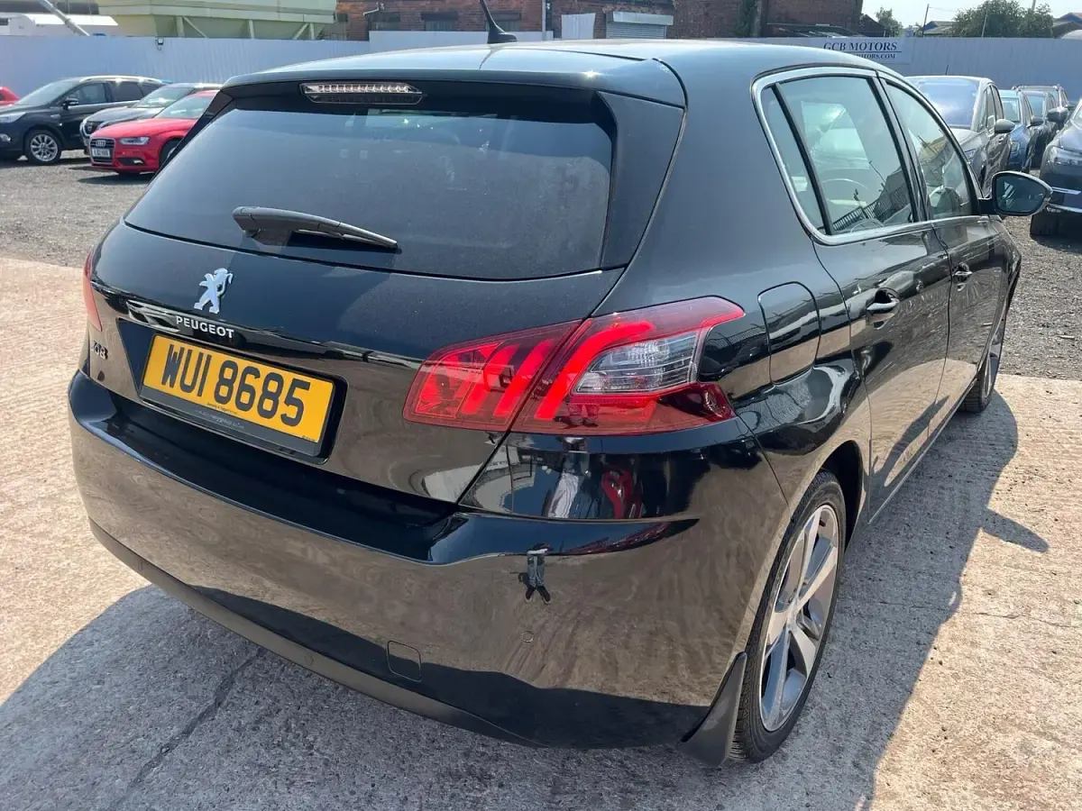 Used Peugeot 308 Allure 2018 Black Hatchback