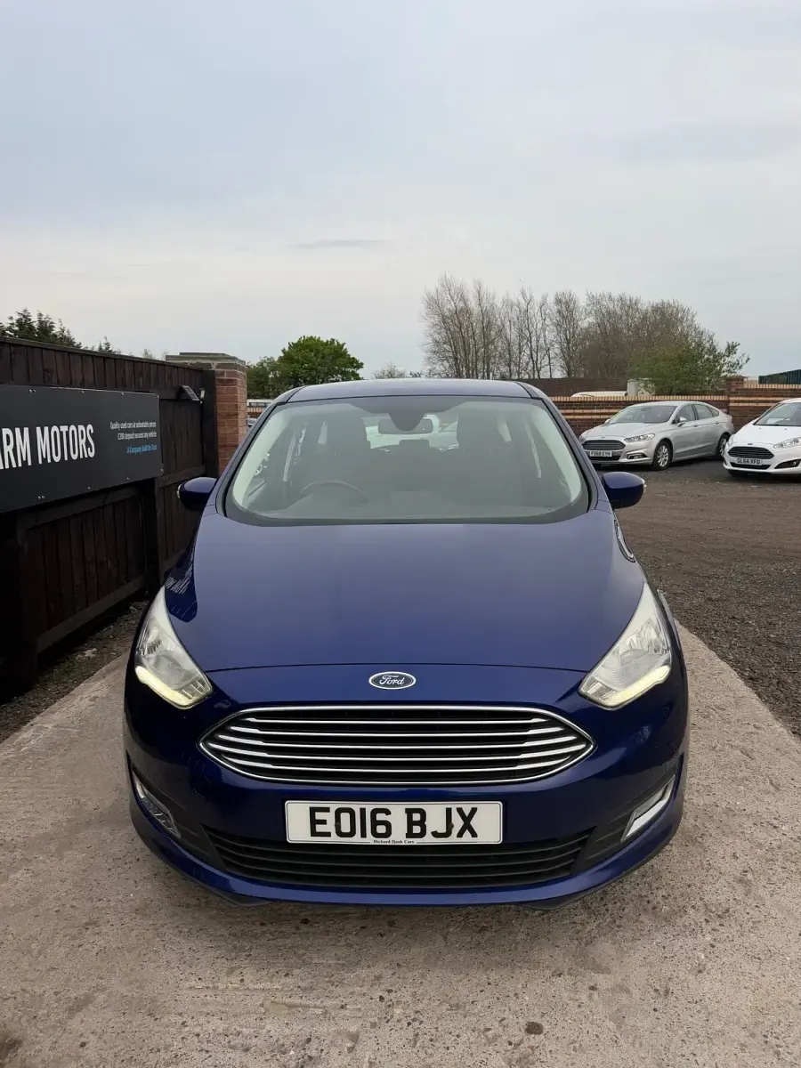 Używany Ford C-MAX Titanium 120 KM (88 kW) 2016 Niebieski Minivan