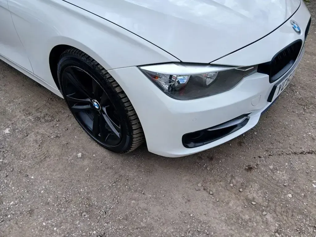Used BMW 320 Sport Line 184 HP (135 kW) 2013 White Estate