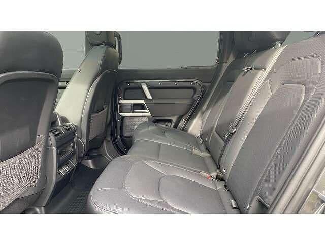 Used Land Rover Defender SE Dynamic 249 HP (183 kW) 2023 Grey SUV