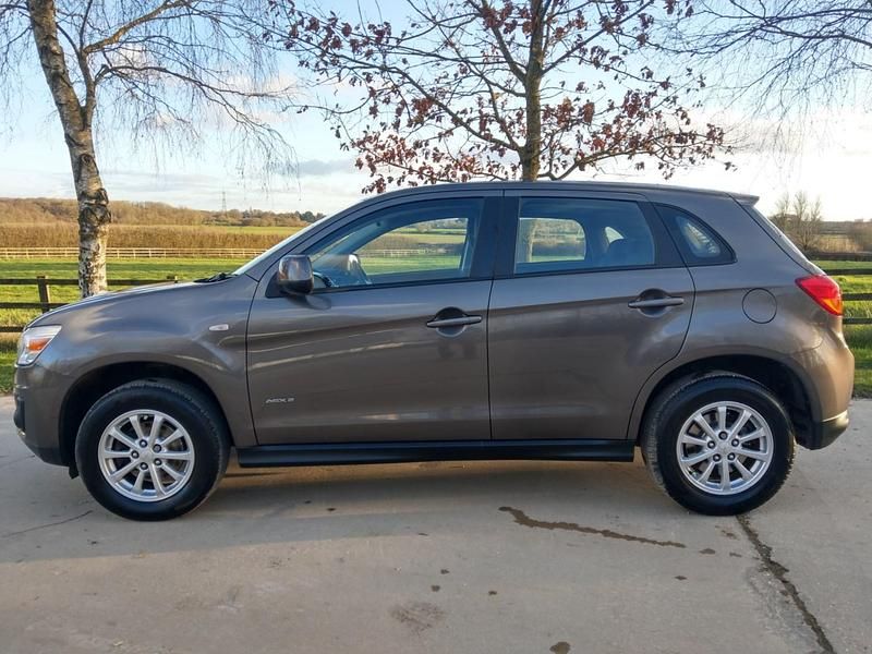 Used Mitsubishi ASX 117 HP (86 kW) 2014 Brown SUV