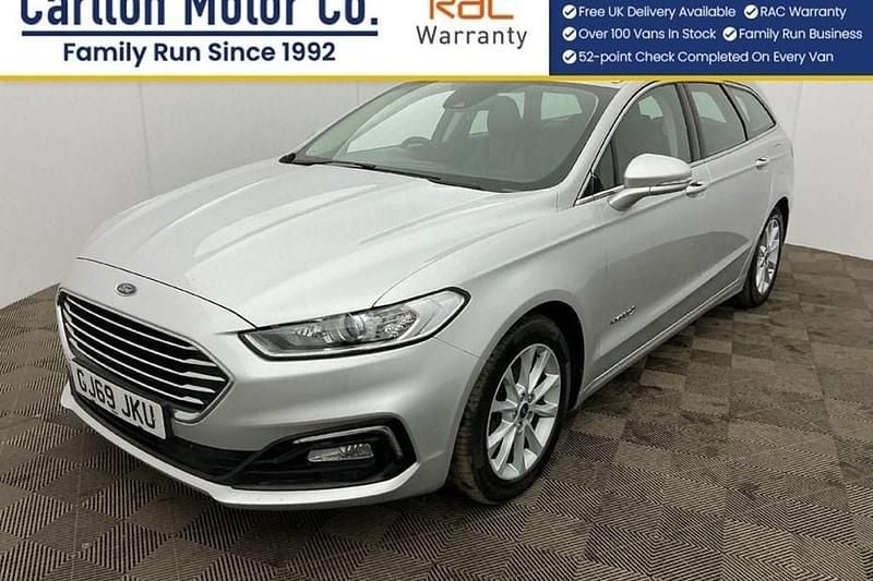 Used Ford Mondeo Titanium 187 HP (137 kW) 2019 Silver Estate