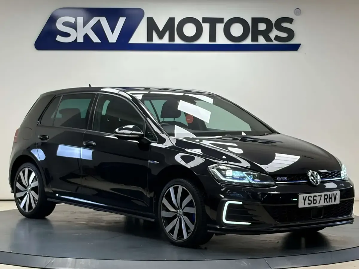 Used VW Golf VII Advance 204 HP (150 kW) 2018 Black Hatchback