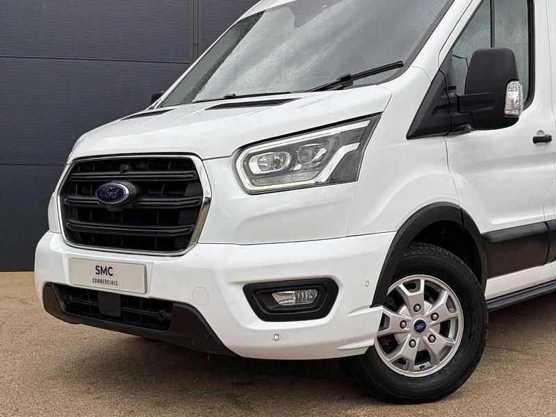 Used Ford Transit Limited 130 HP (95 kW) 2021 White Van