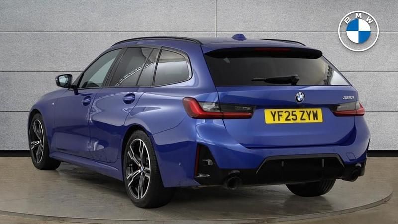 Used BMW 320 M Sport 181 HP (133 kW) 2025 Blue Estate
