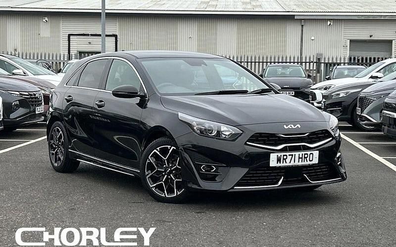 Used 2023 Kia Ceed GT-Line Hatchback | £16,189 (Fair price) - Image 1/4