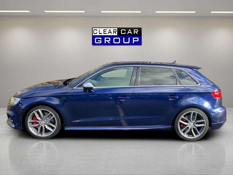 Used Audi S3 Sportback Comfort 2016 Blue Hatchback