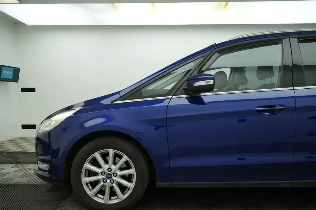 Usado Ford Galaxy Titanium X 180 HP (132 kW) 2016 Azul Monovolume
